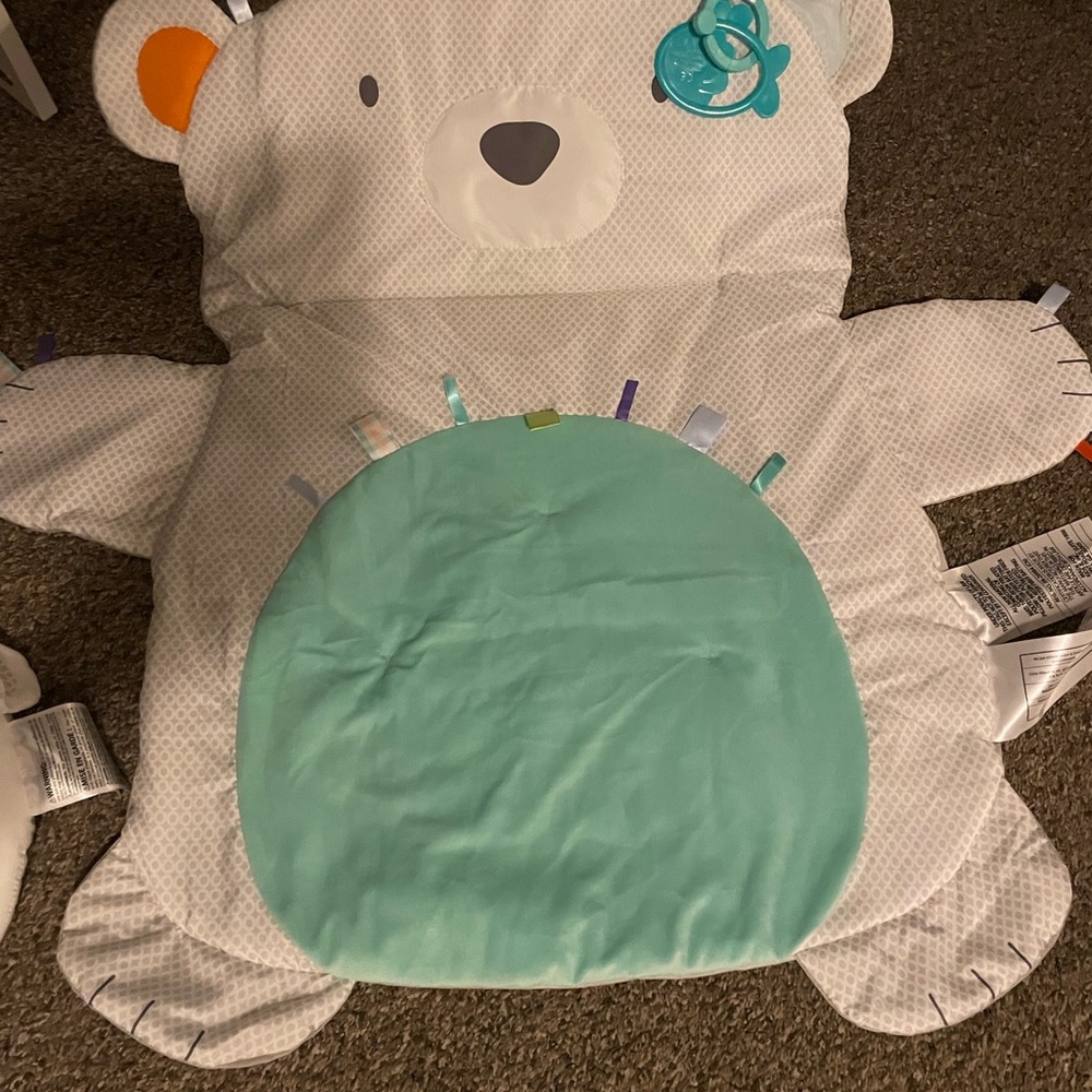 Bight Stars Tummy Time Prop & Play Activity May- like new! - Picture 2 of 6